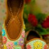 Ethnic Elegance Embroidered Punjabi Jutti