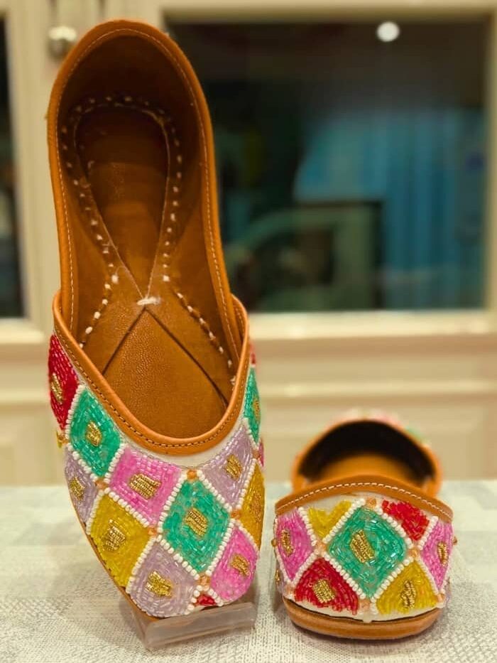 Urban Blossom Women's Punjabi Jutti