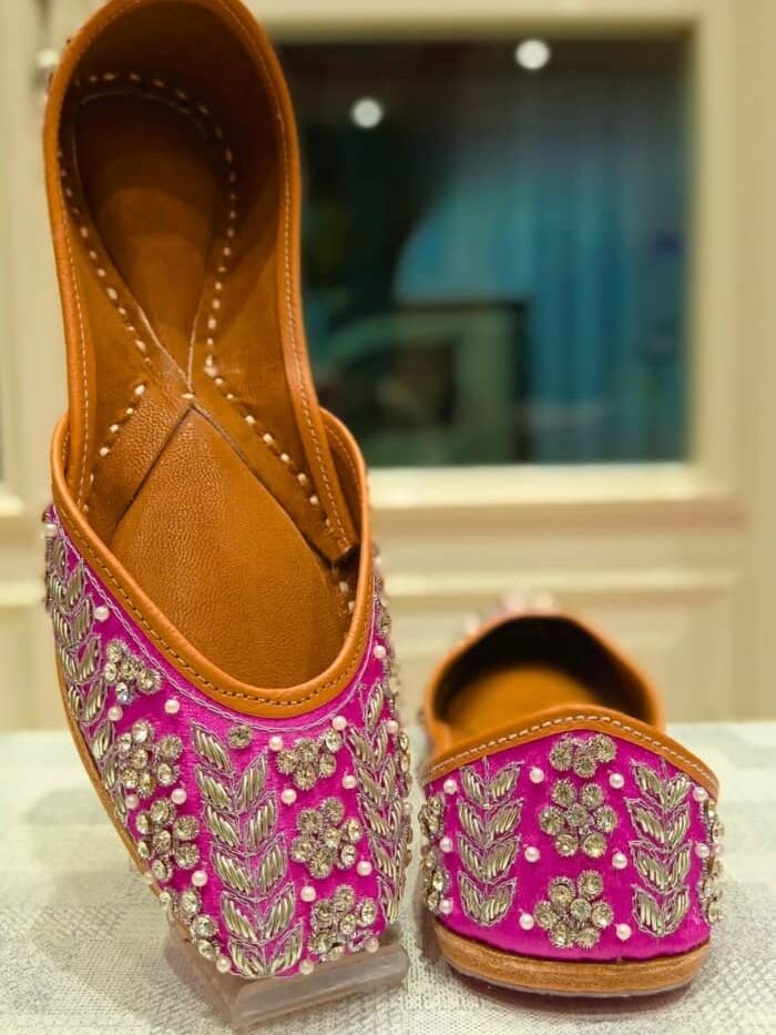 Fuschia Delight Punjabi Jutti Cobble Craze