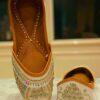 Silver Swirl Embroidered Punjabi Jutti